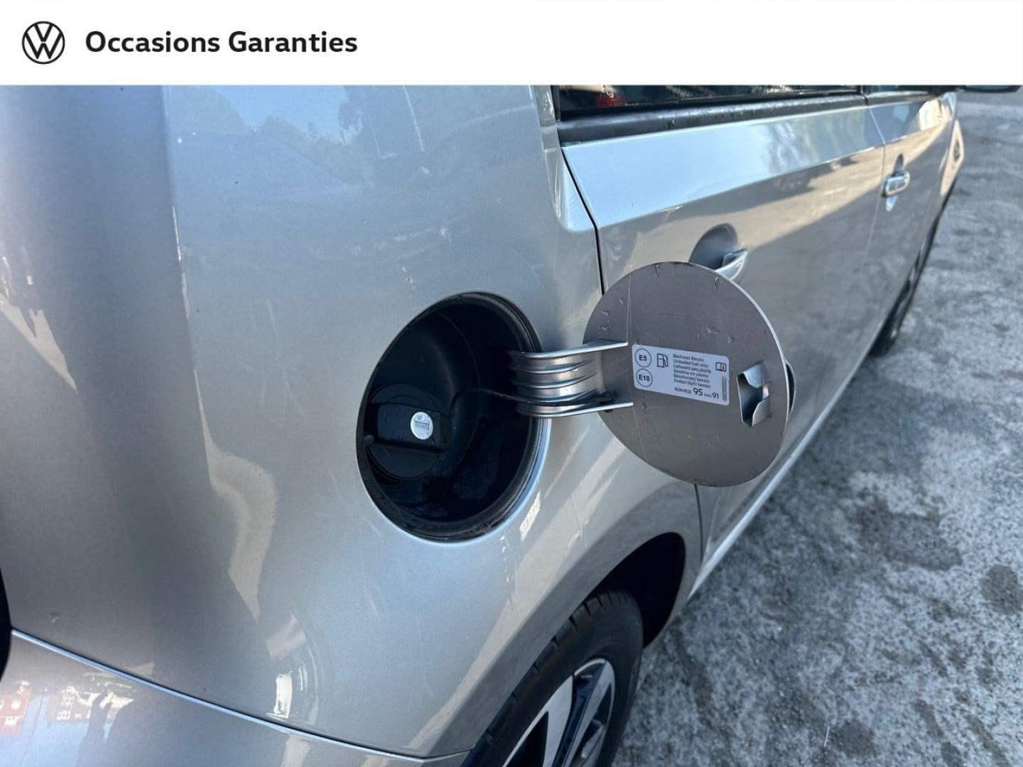 Voitures occasions VOLKSWAGEN up! Active Villeneuve-d'Ascq