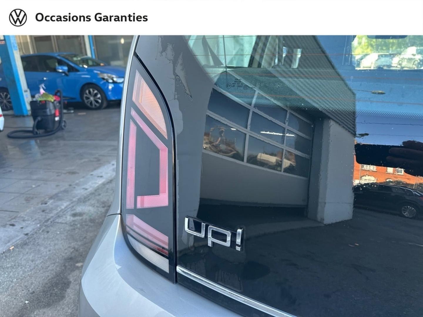 Voitures occasions VOLKSWAGEN up! Active Villeneuve-d'Ascq