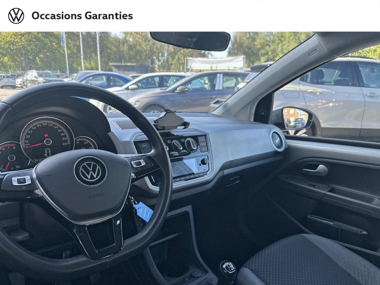 Voitures occasions VOLKSWAGEN up! Active Villeneuve-d'Ascq