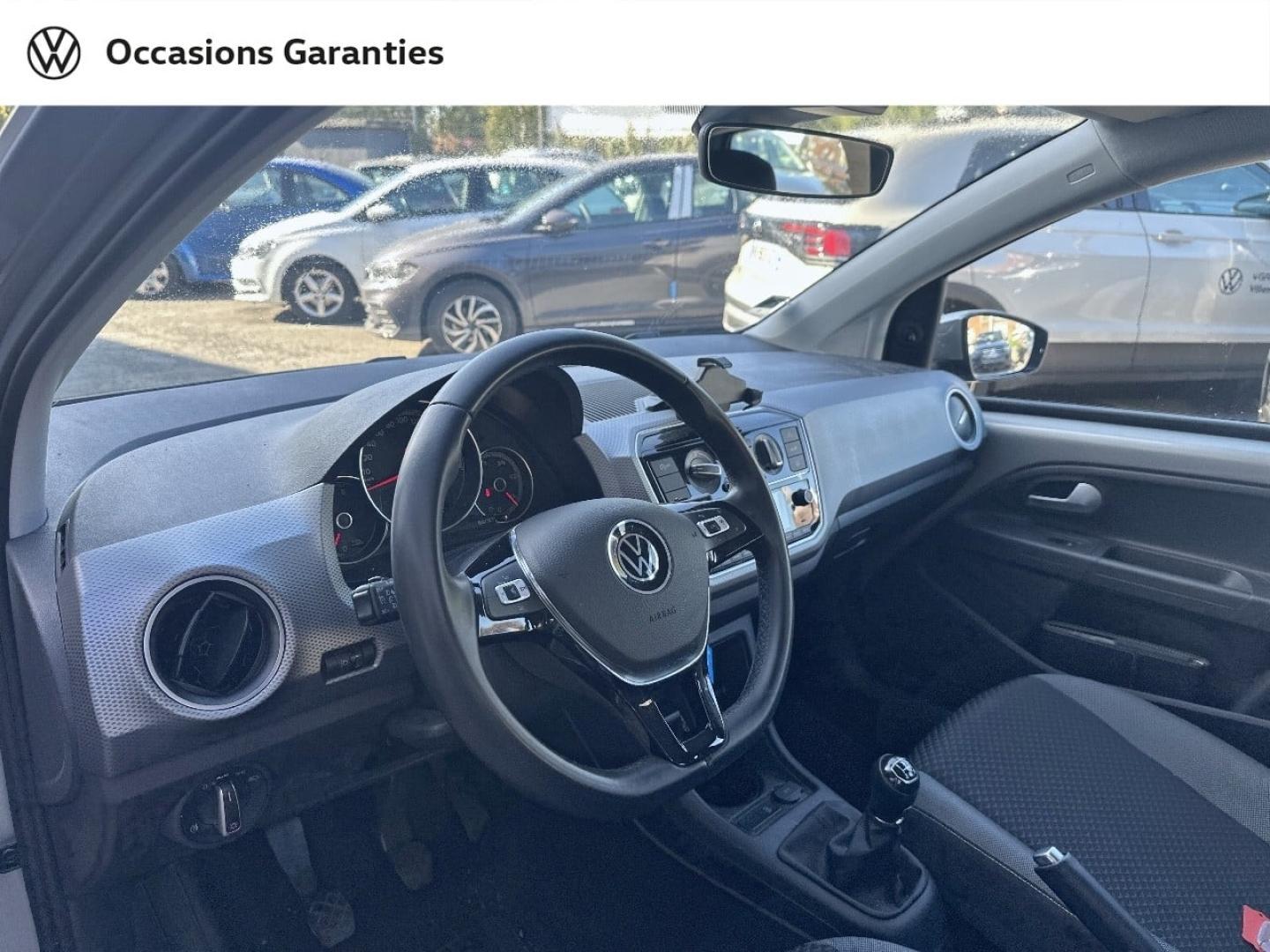 Voitures occasions VOLKSWAGEN up! Active Villeneuve-d'Ascq