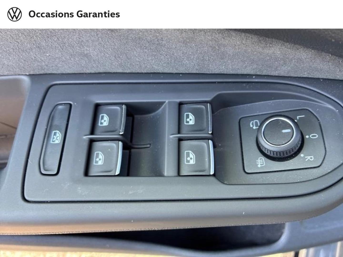 Voitures occasions VOLKSWAGEN GOLF R-Line Villeneuve-d'Ascq
