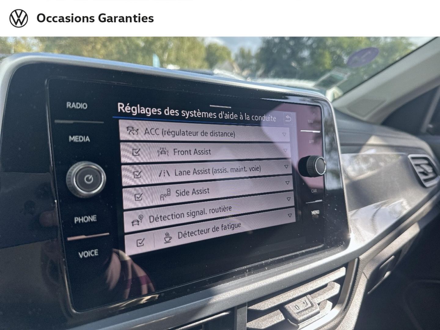 Voitures occasions VOLKSWAGEN T-ROC Style Villeneuve-d'Ascq