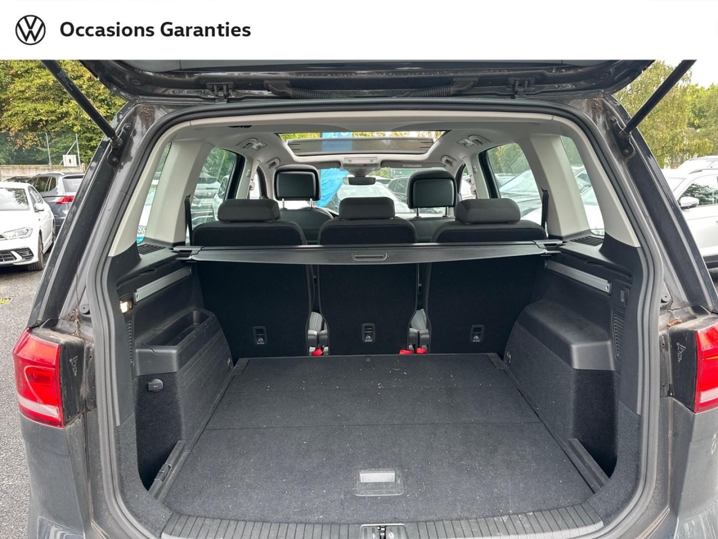 Voitures occasions VOLKSWAGEN TOURAN Style Villeneuve-d'Ascq