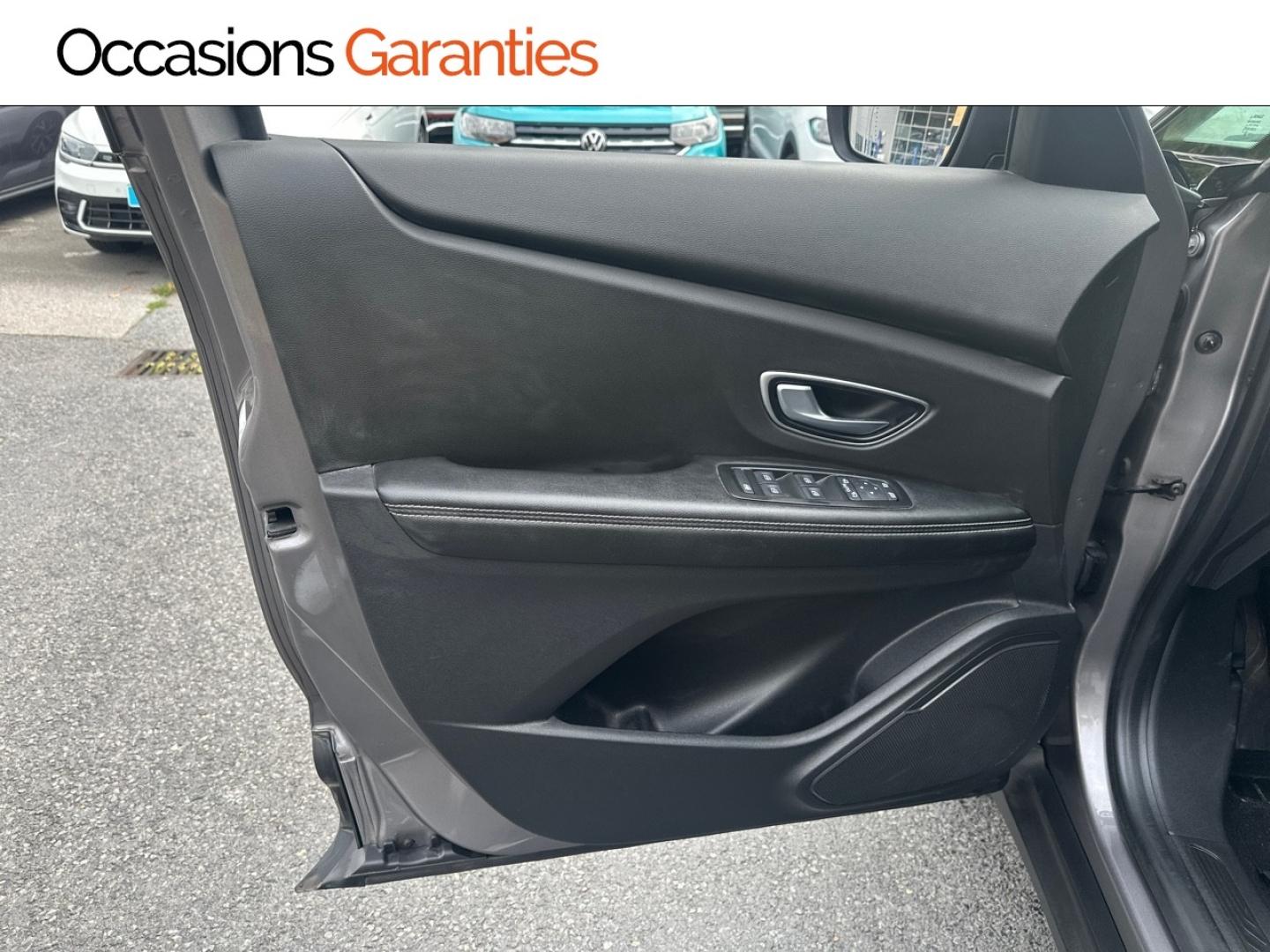 Voitures occasions RENAULT GRAND SCENIC Business Villeneuve-d'Ascq