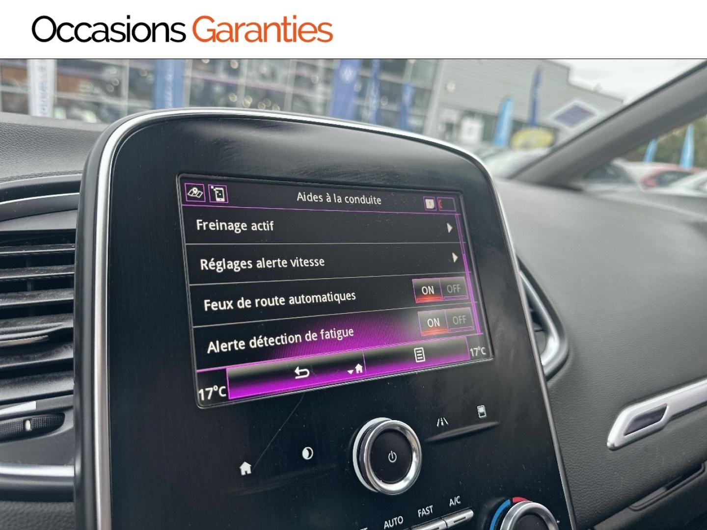 Voitures occasions RENAULT GRAND SCENIC Business Villeneuve-d'Ascq
