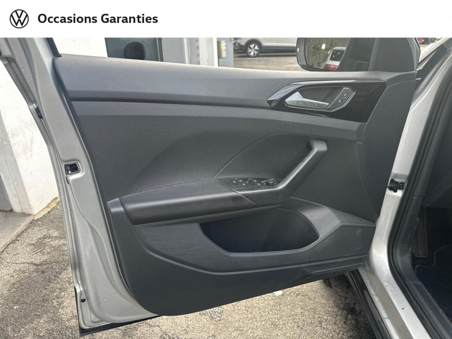 Voitures occasions VOLKSWAGEN T-CROSS Life Tech Villeneuve-d'Ascq