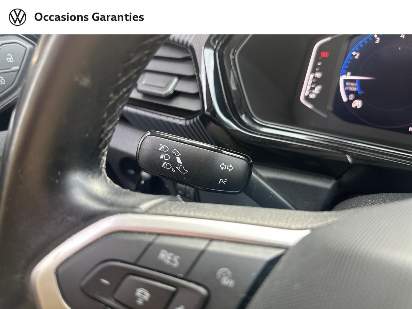 Voitures occasions VOLKSWAGEN T-CROSS Life Tech Villeneuve-d'Ascq