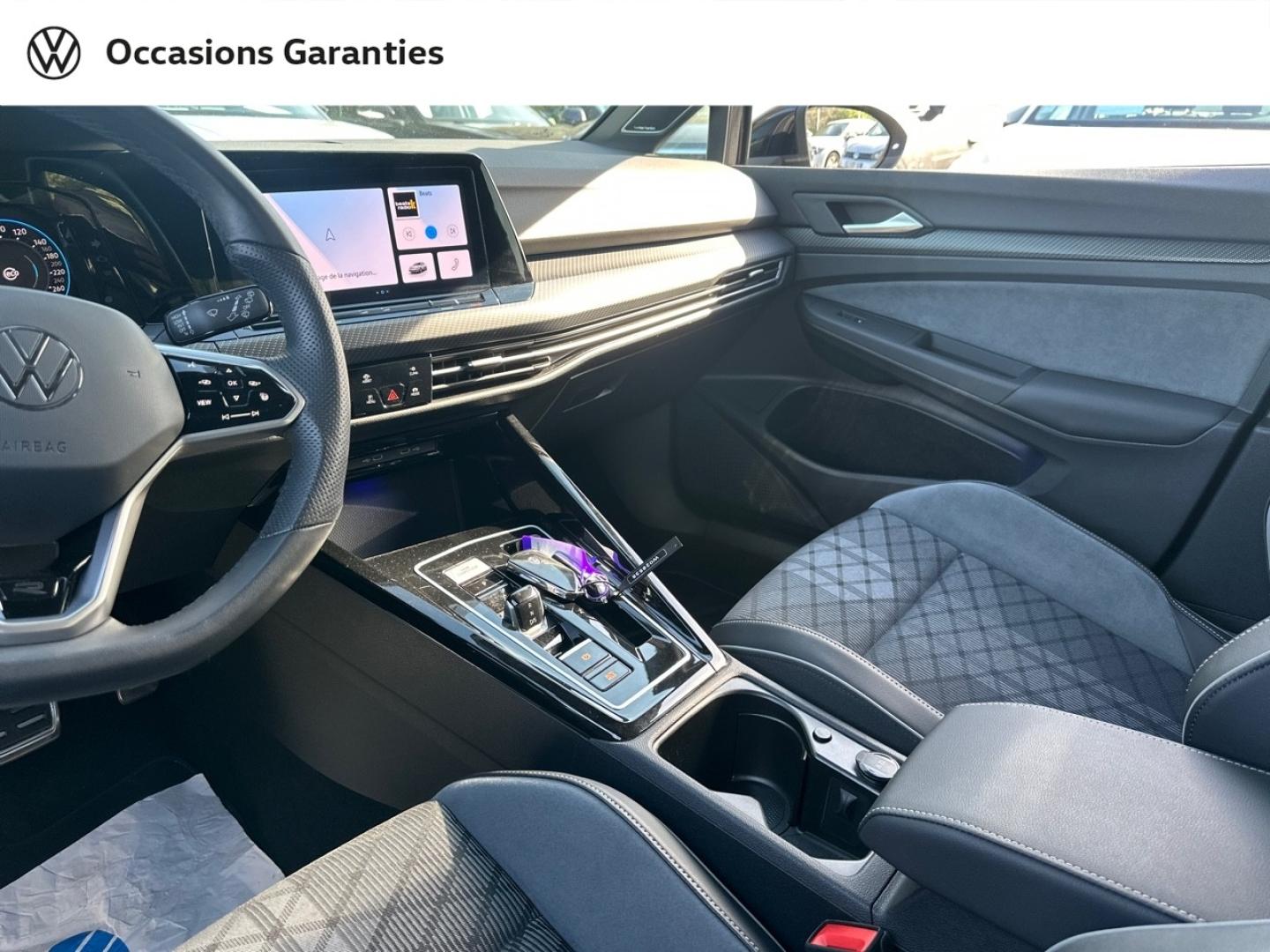 Voitures occasions VOLKSWAGEN GOLF R-Line Villeneuve-d'Ascq