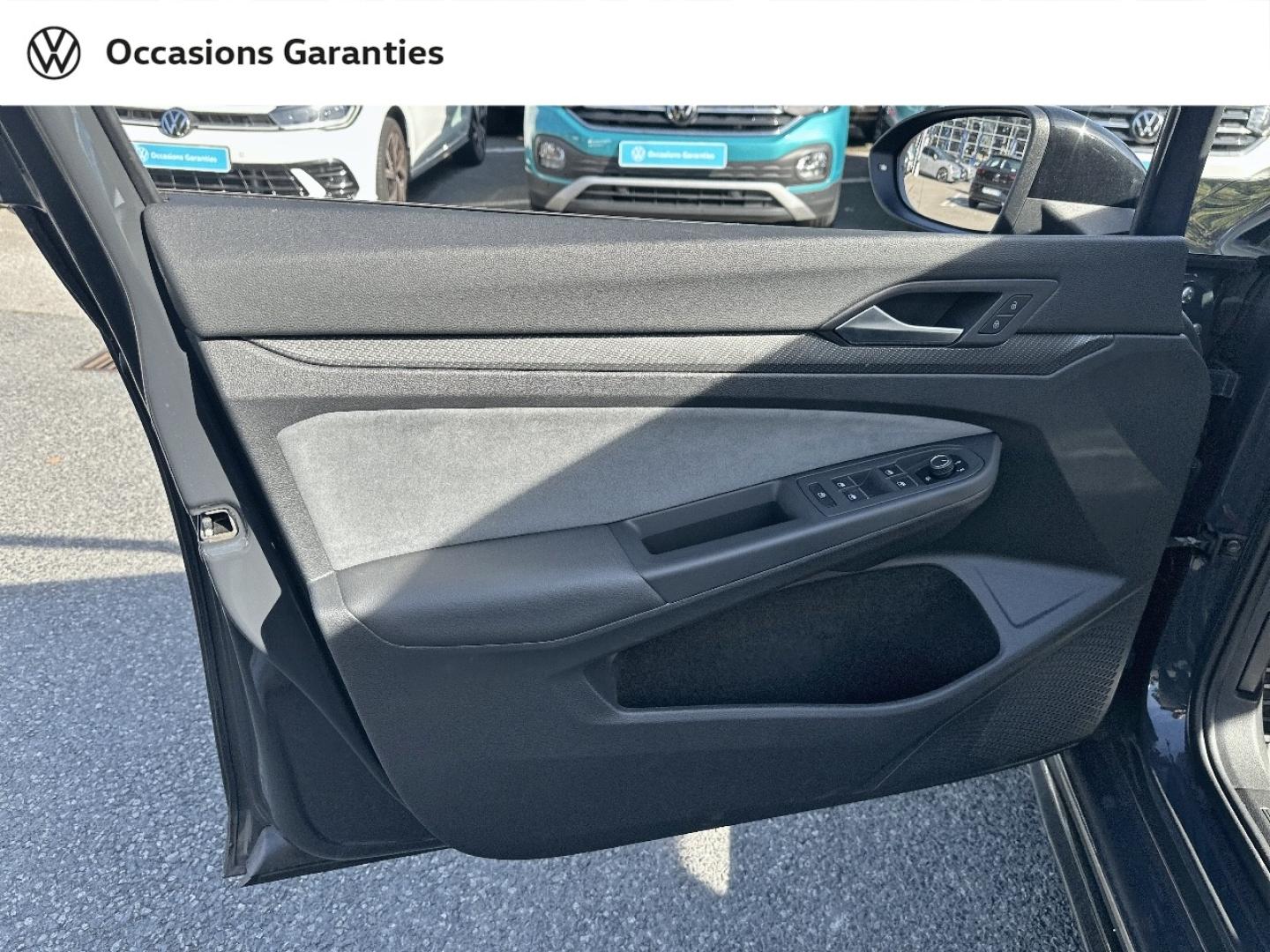 Voitures occasions VOLKSWAGEN GOLF R-Line Villeneuve-d'Ascq