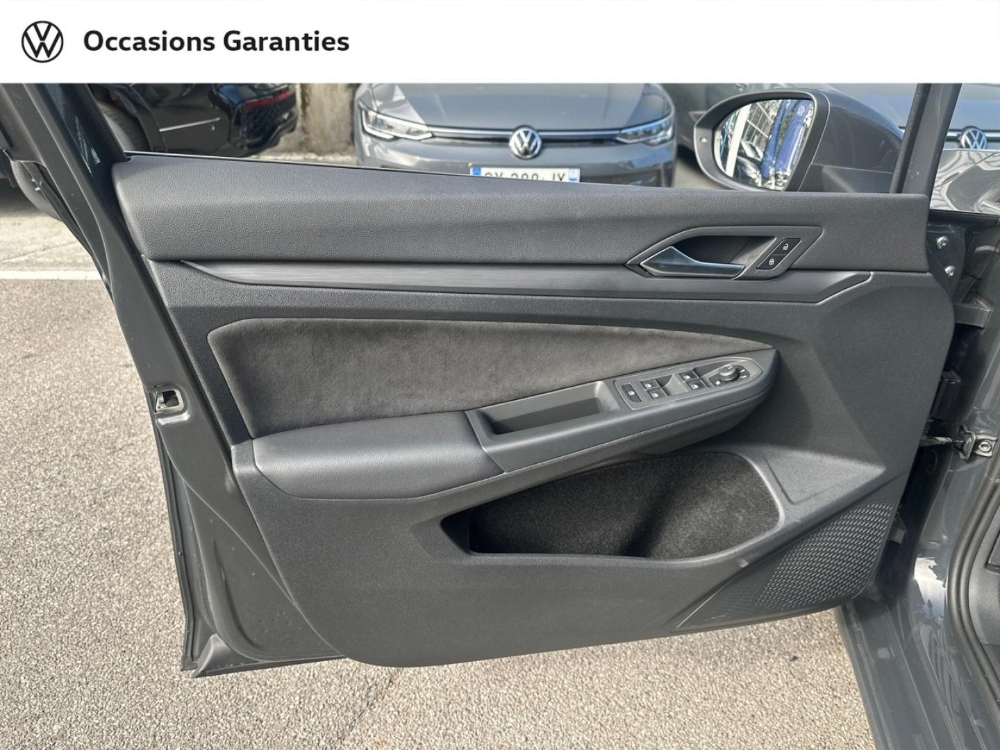 Voitures occasions VOLKSWAGEN GOLF Style Villeneuve-d'Ascq