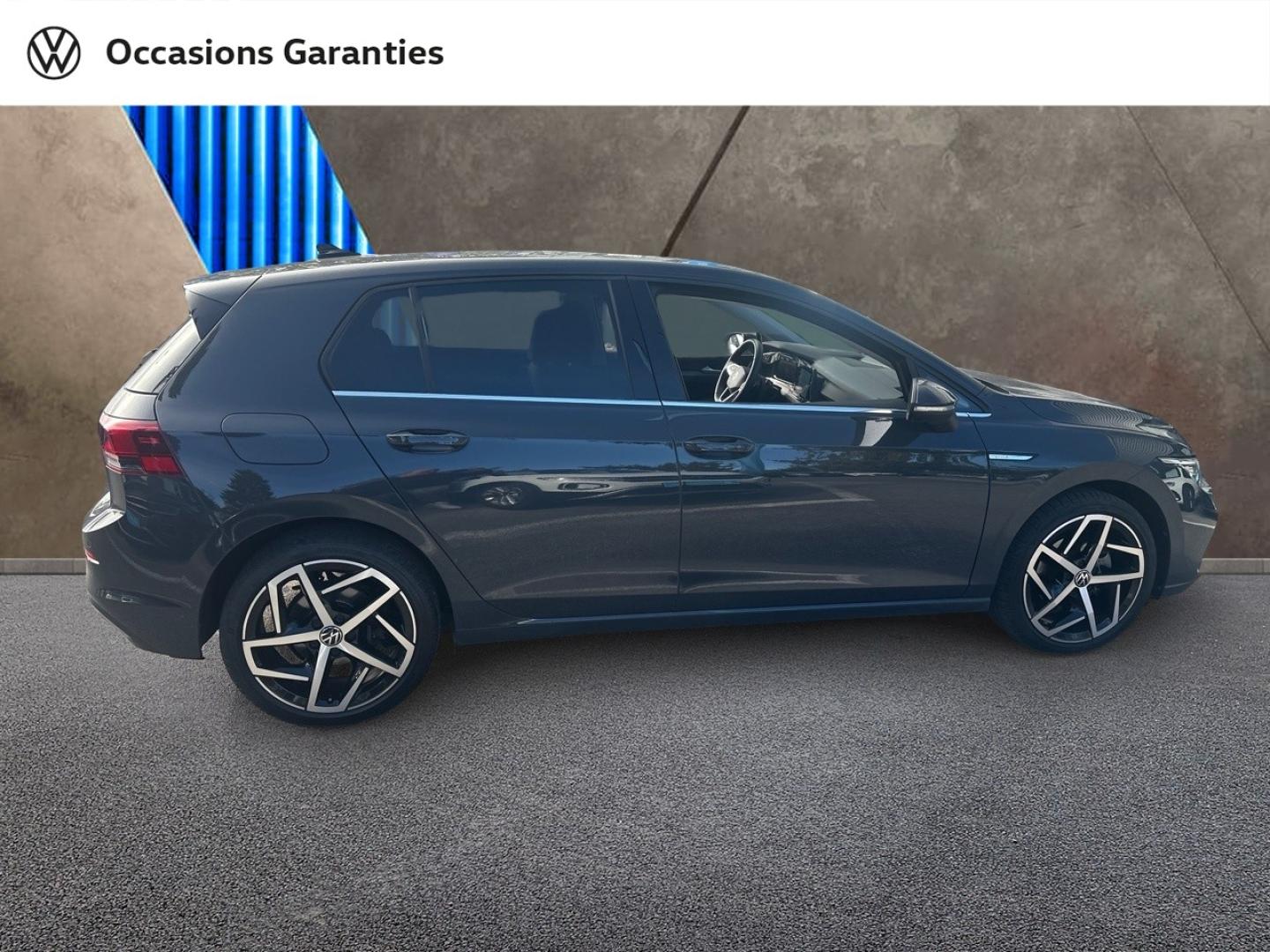 Voitures occasions VOLKSWAGEN GOLF Style Villeneuve-d'Ascq