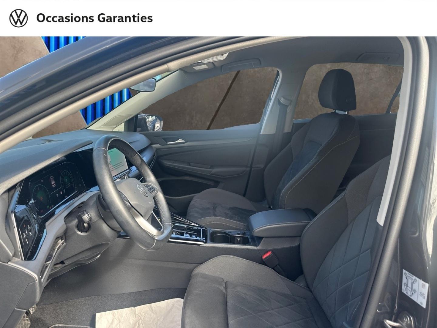 Voitures occasions VOLKSWAGEN GOLF Style Villeneuve-d'Ascq