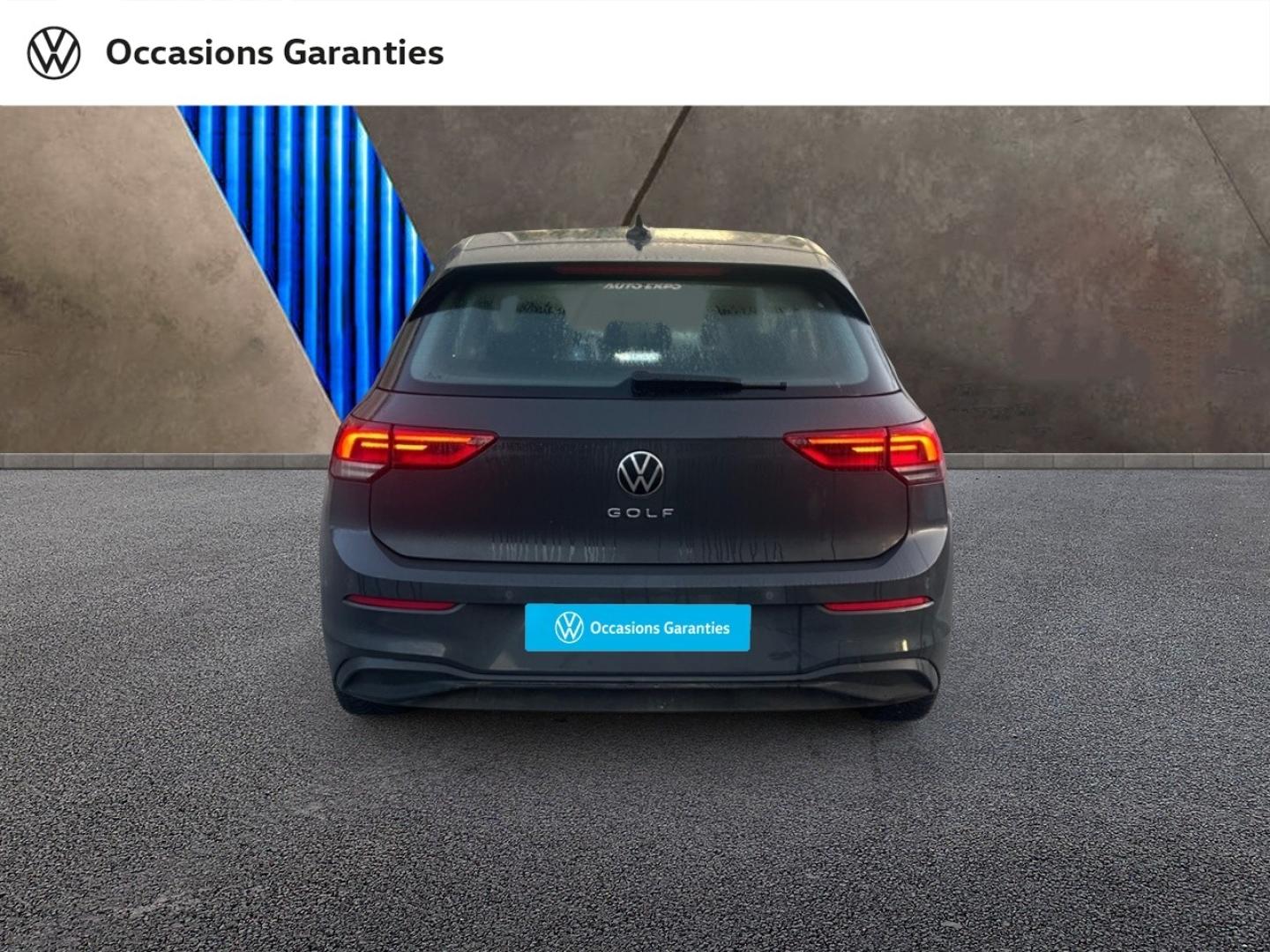 Voitures occasions VOLKSWAGEN GOLF Life Hazebrouck