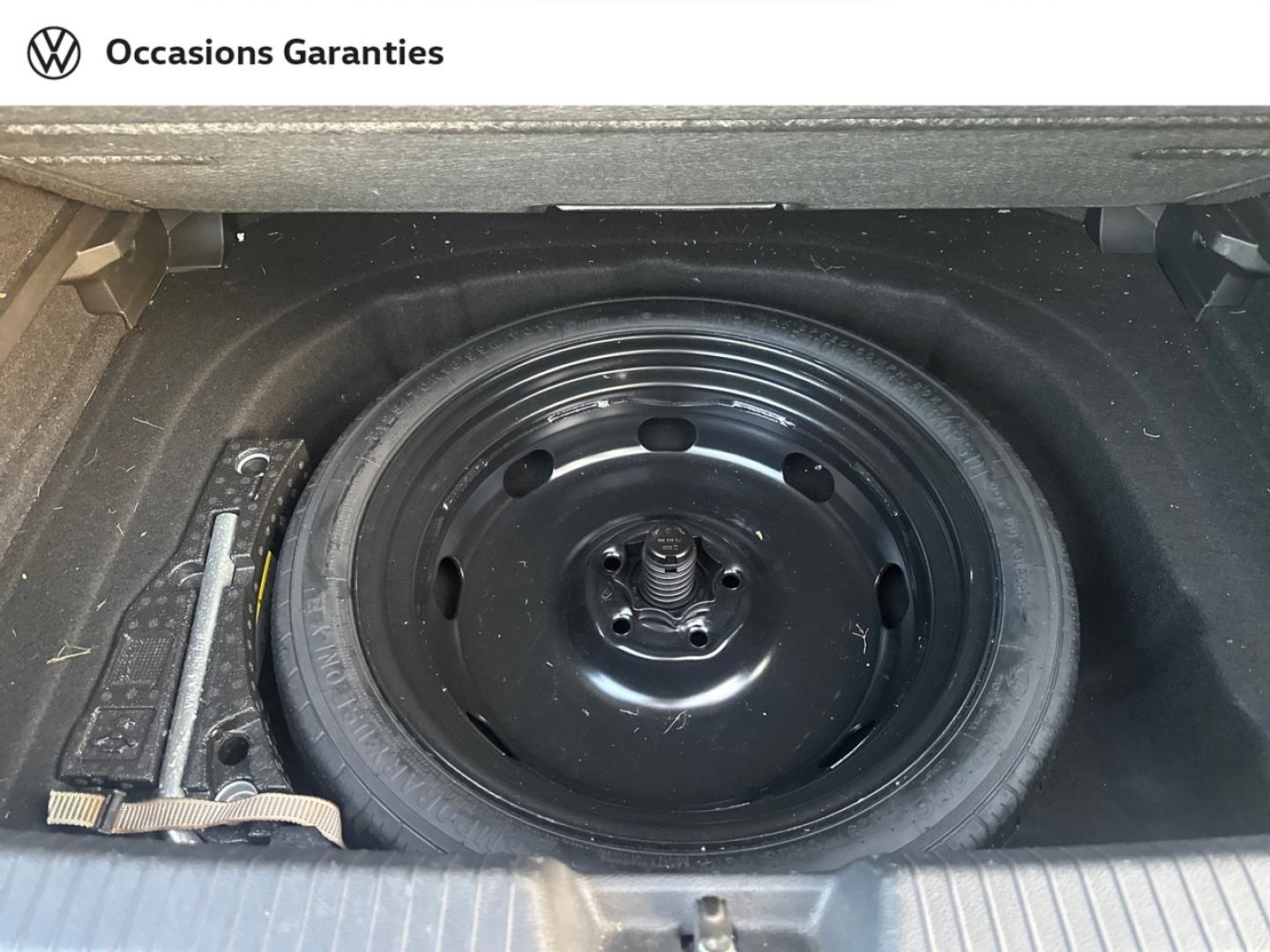 Voitures occasions VOLKSWAGEN GOLF Life Hazebrouck