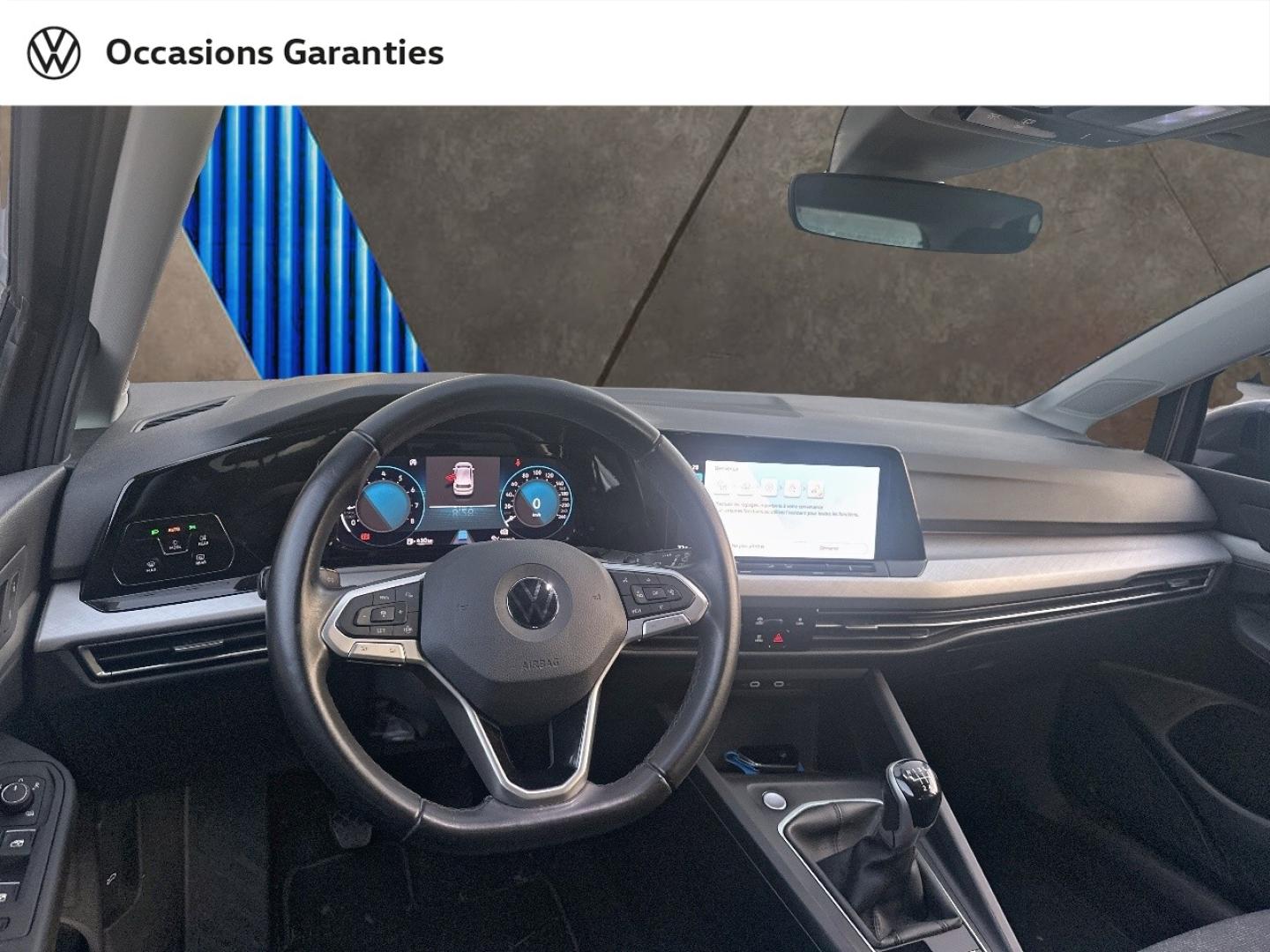 Voitures occasions VOLKSWAGEN GOLF Life Hazebrouck