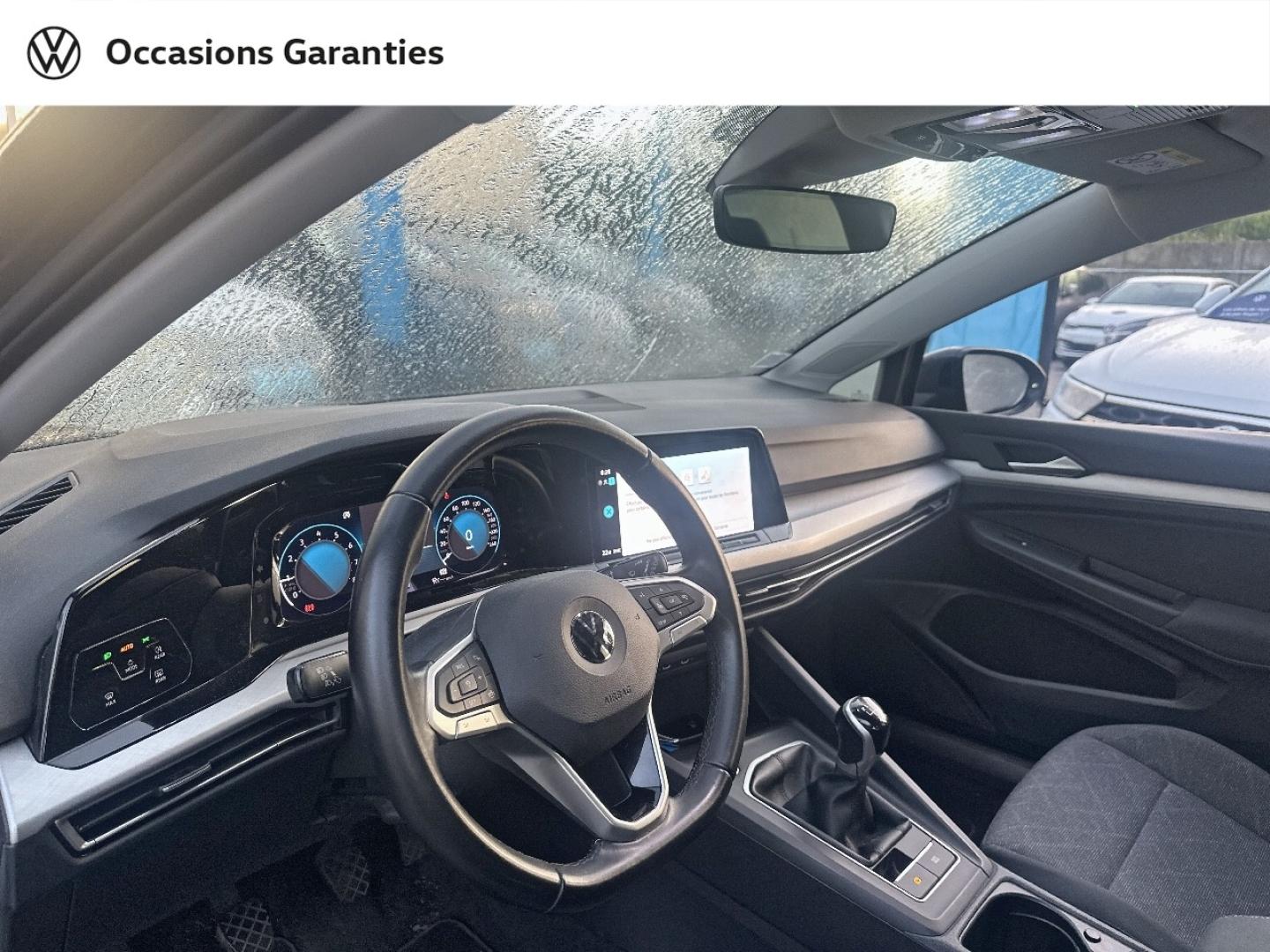 Voitures occasions VOLKSWAGEN GOLF Life Villeneuve-d'Ascq