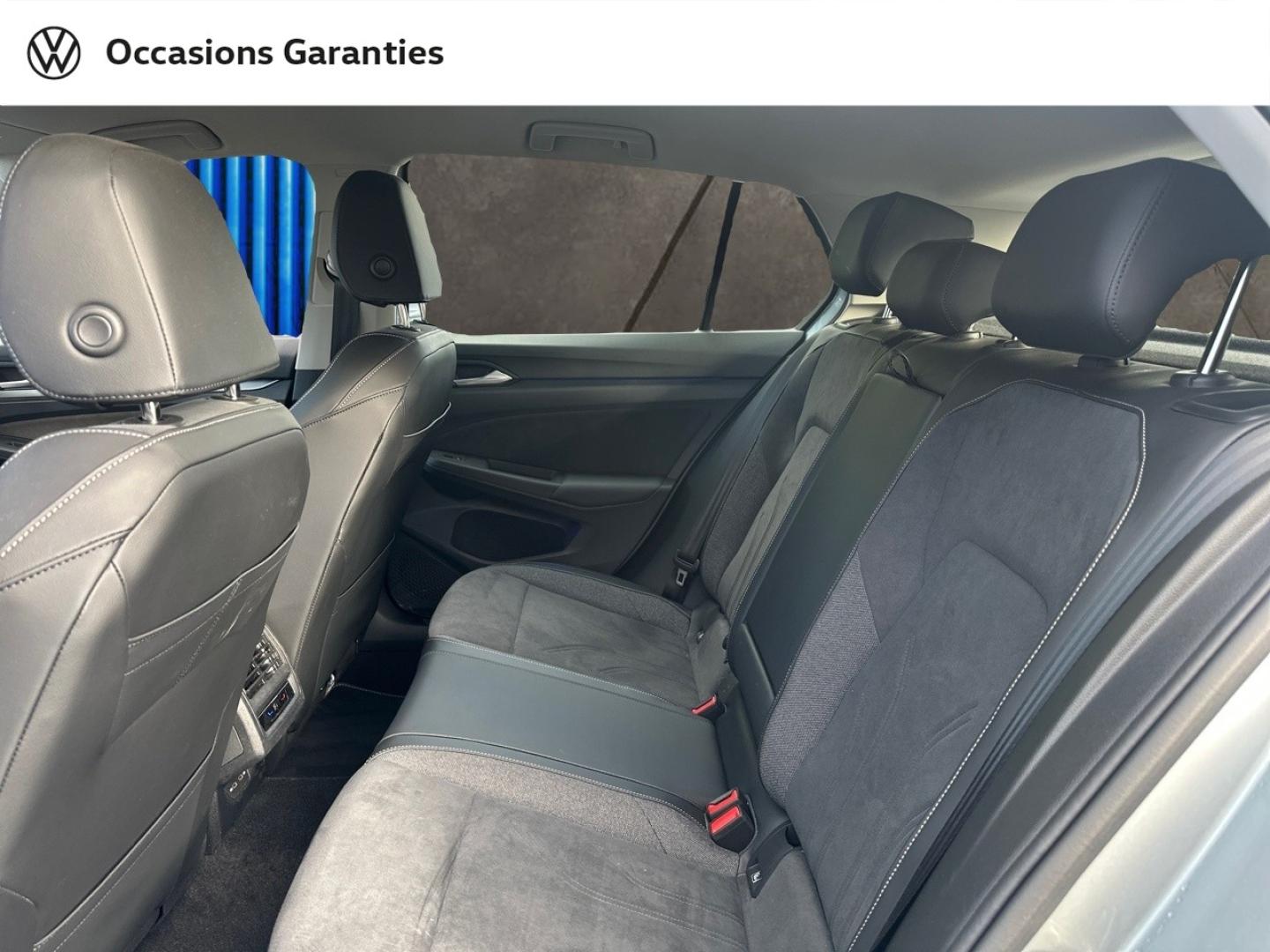 Voitures occasions VOLKSWAGEN GOLF Style Villeneuve-d'Ascq