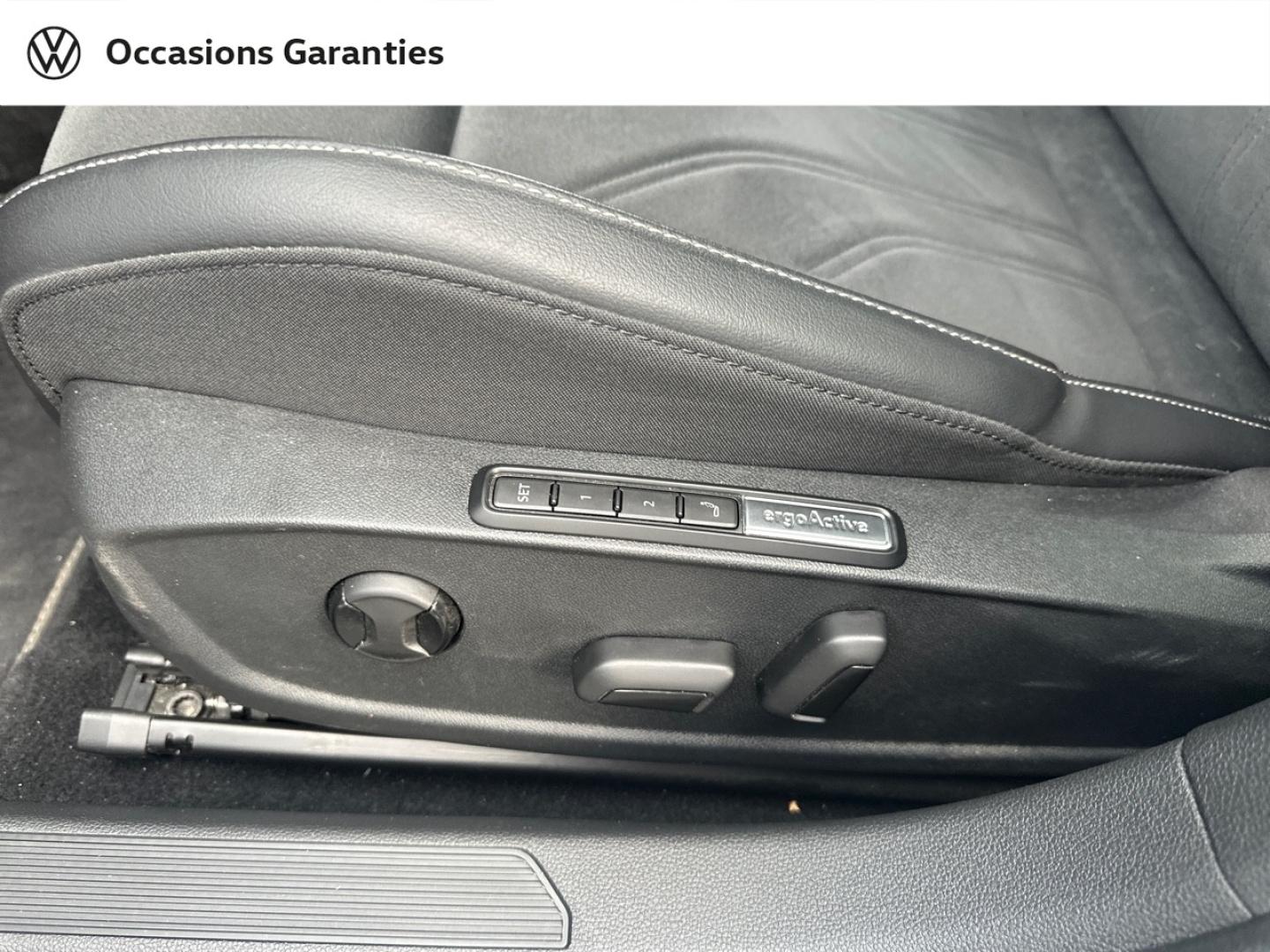 Voitures occasions VOLKSWAGEN GOLF Style Villeneuve-d'Ascq