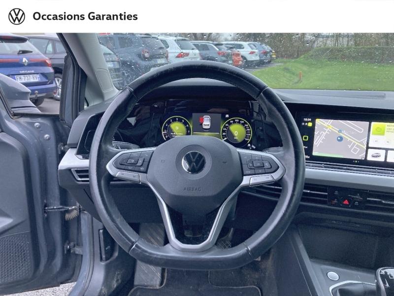 Voitures occasions VOLKSWAGEN GOLF Life 1st Béthune