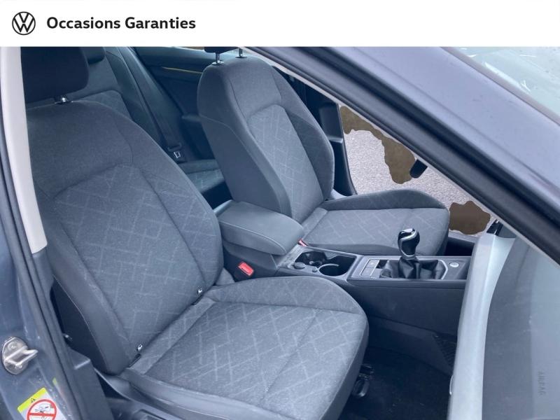 Voitures occasions VOLKSWAGEN GOLF Life 1st Béthune