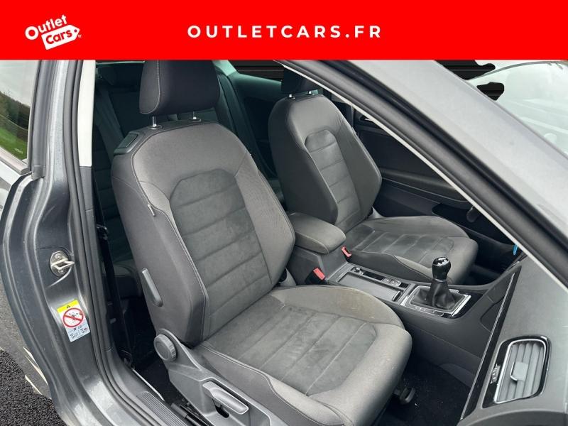 Voitures occasions VOLKSWAGEN GOLF Carat Béthune