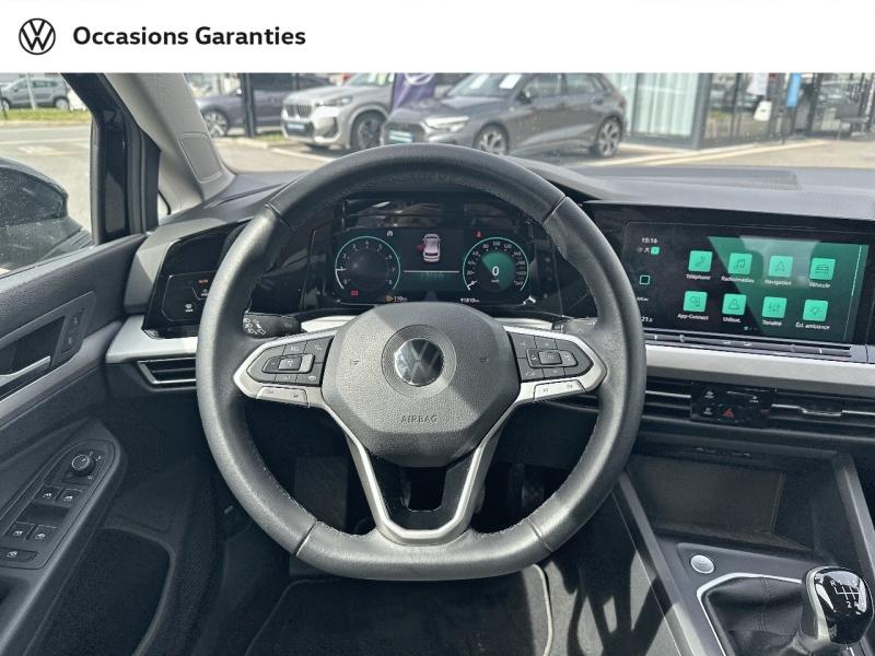 Voitures occasions VOLKSWAGEN GOLF Life Béthune