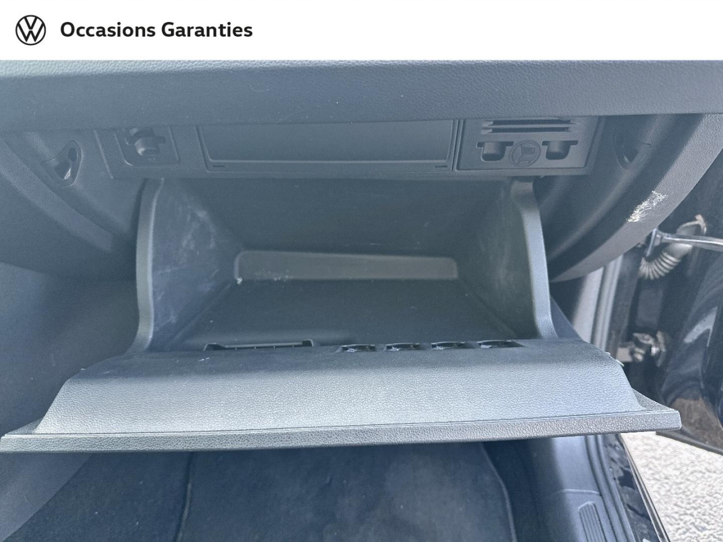 Voitures occasions VOLKSWAGEN TAIGO R-Line Lens