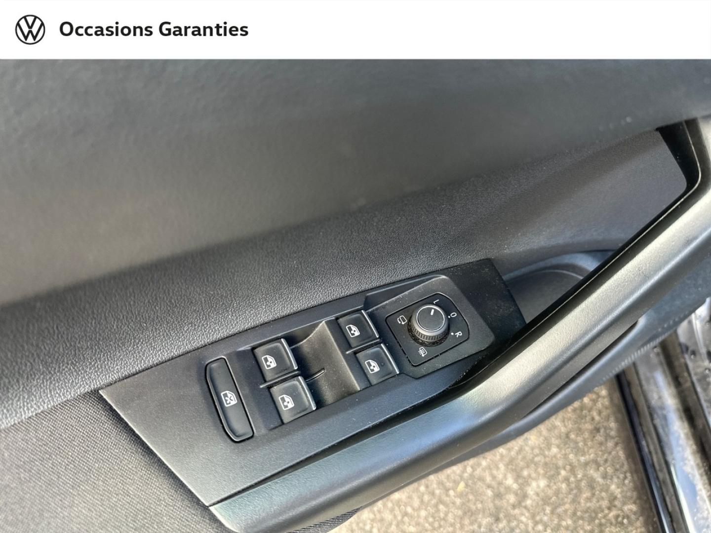 Voitures occasions VOLKSWAGEN TAIGO R-Line Lens