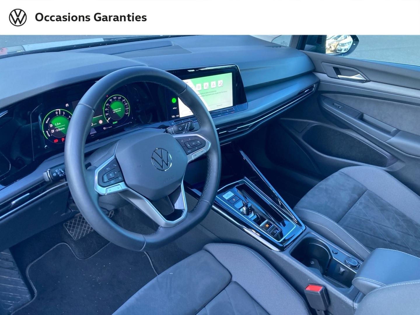 Voitures occasions VOLKSWAGEN GOLF Style Lens