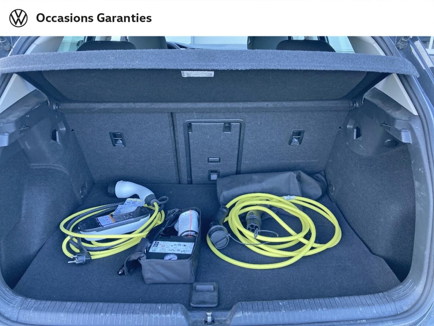 Voitures occasions VOLKSWAGEN GOLF Style Lens