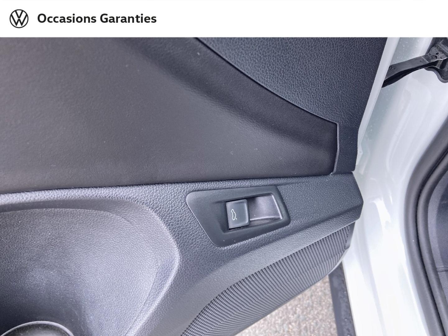 Voitures occasions VOLKSWAGEN T-ROC Style Lens