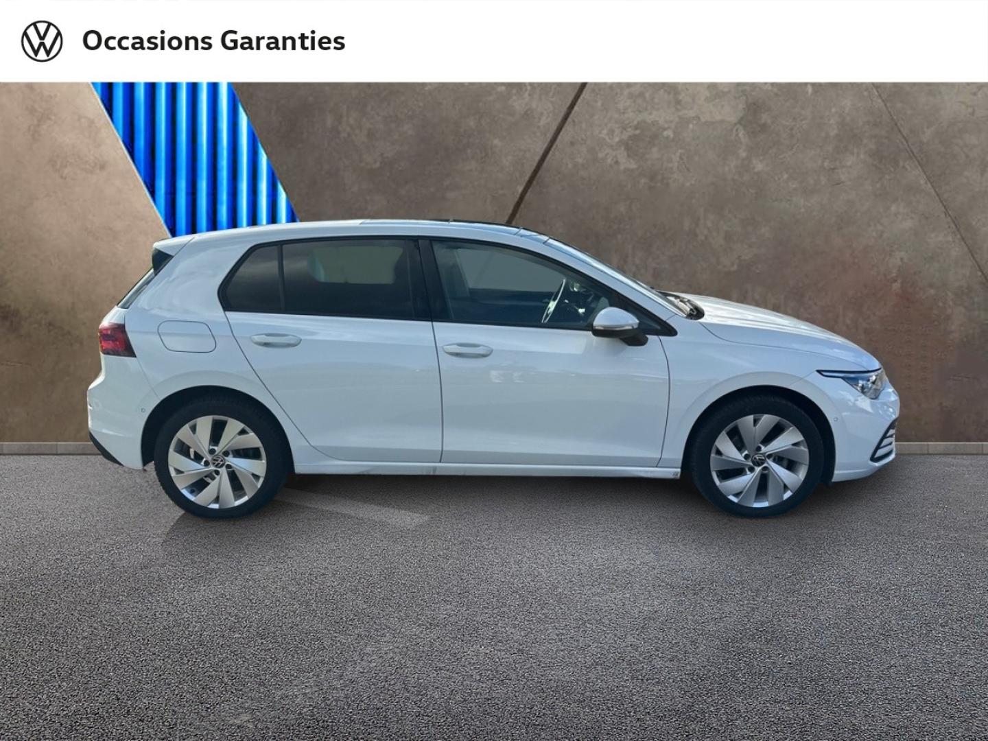 Voitures occasions VOLKSWAGEN GOLF Life Plus Béthune