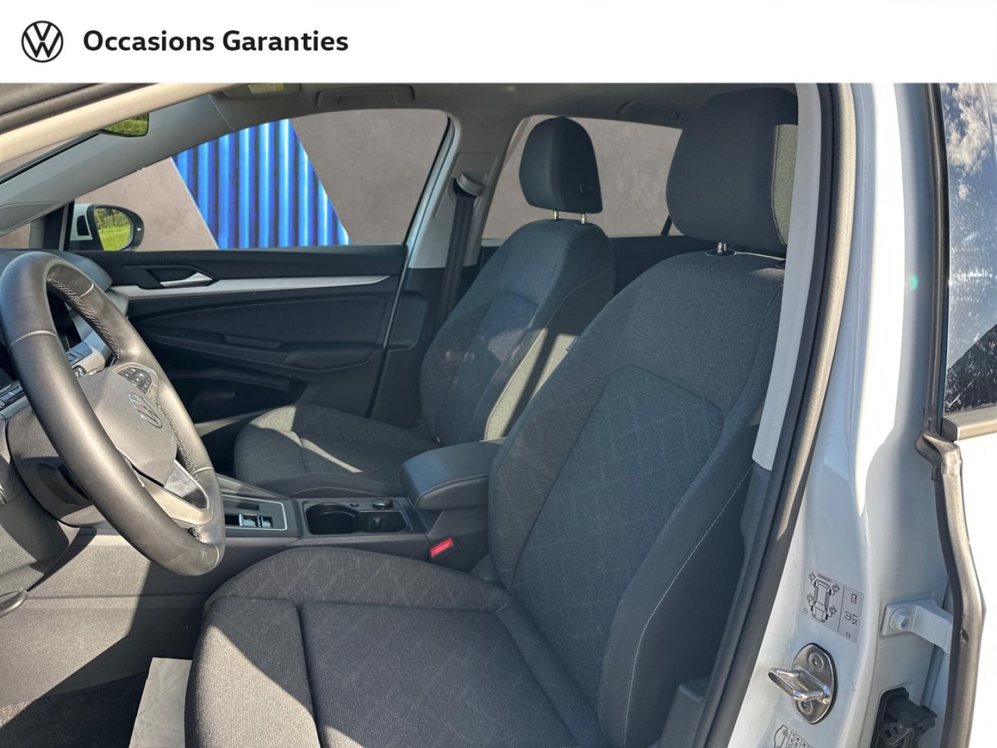 Voitures occasions VOLKSWAGEN GOLF Life Plus Béthune