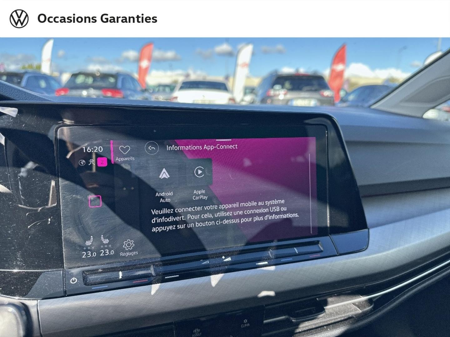Voitures occasions VOLKSWAGEN GOLF Life Plus Béthune