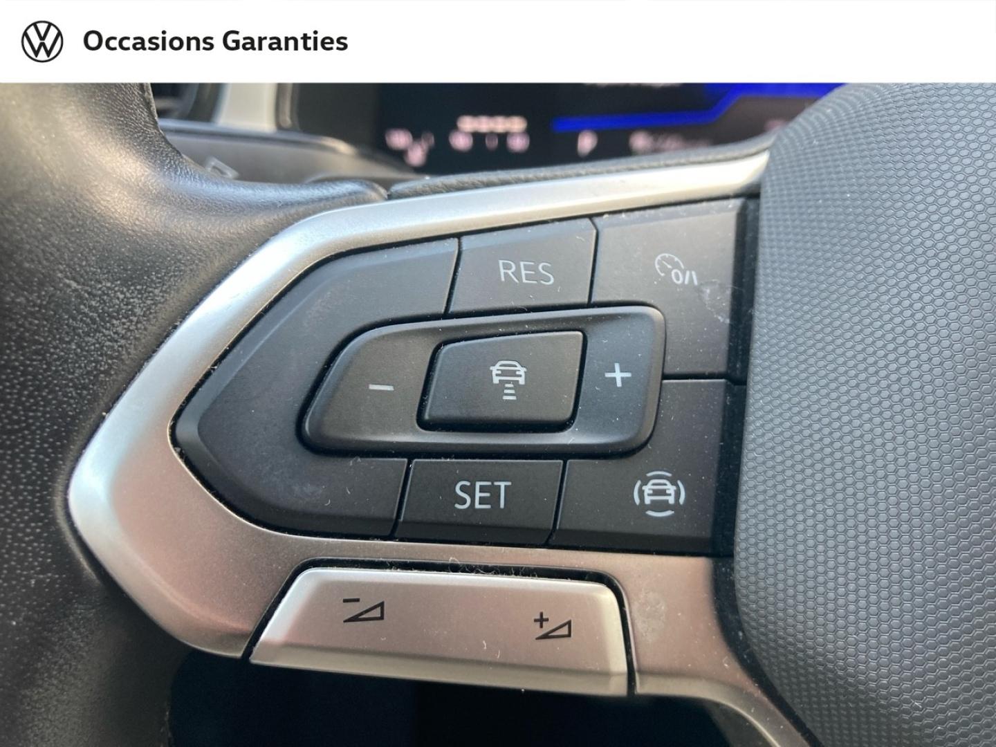 Voitures occasions VOLKSWAGEN T-ROC Life Plus Bruay-la-Buissière