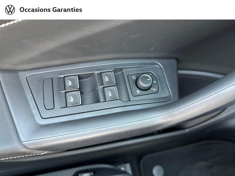 Voitures occasions VOLKSWAGEN T-Roc Cabriolet Style Bruay-la-Buissière