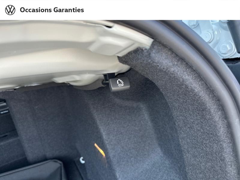 Voitures occasions VOLKSWAGEN T-Roc Cabriolet Style Bruay-la-Buissière