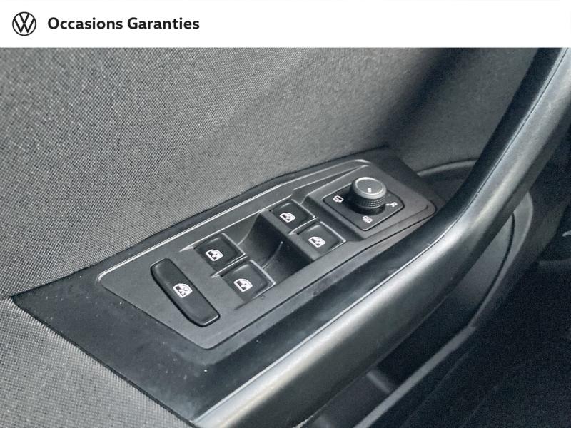 Voitures occasions VOLKSWAGEN T-ROC Active Bruay-la-Buissière