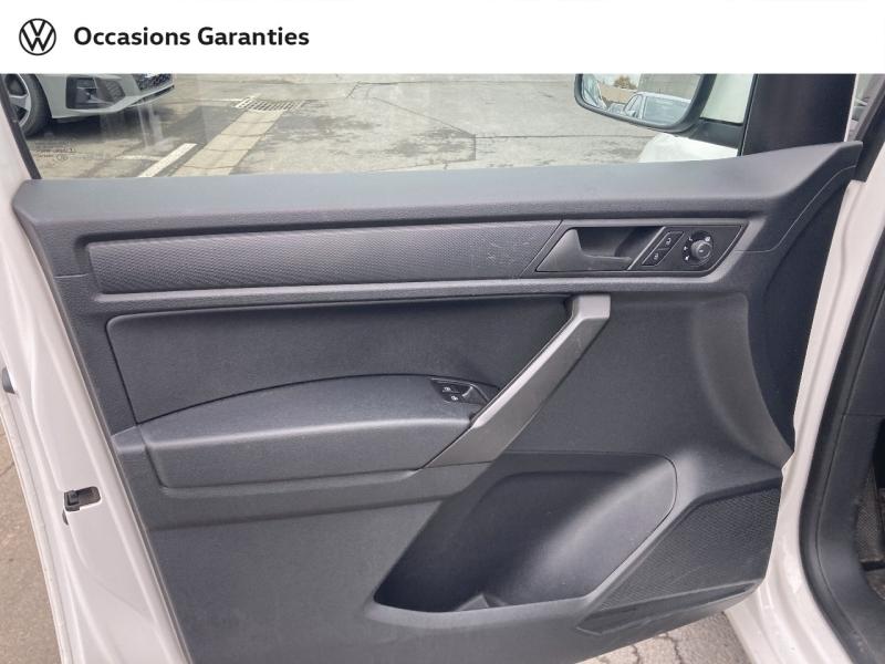 Voitures occasions VOLKSWAGEN UTILITAIRES Caddy Van Business Line Plus Bruay-la-Buissière