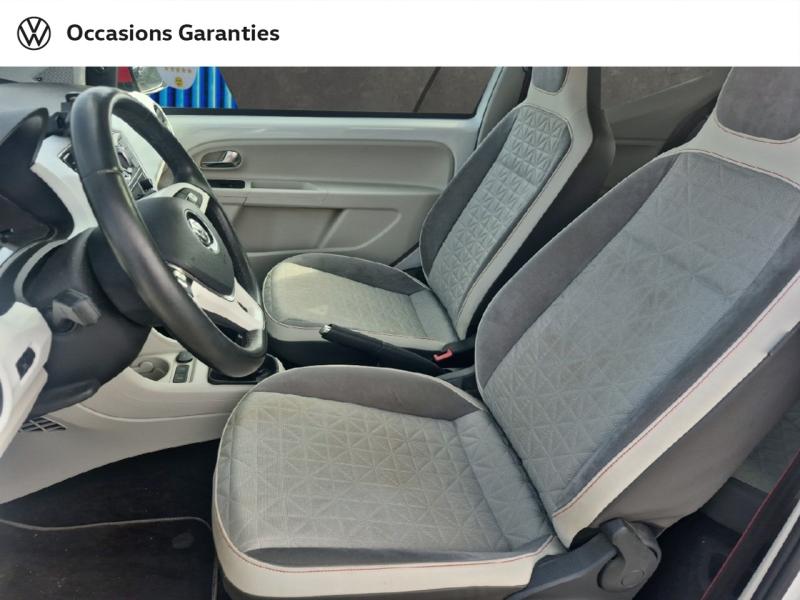 Voitures occasions VOLKSWAGEN up! up! Beats Audio Hazebrouck