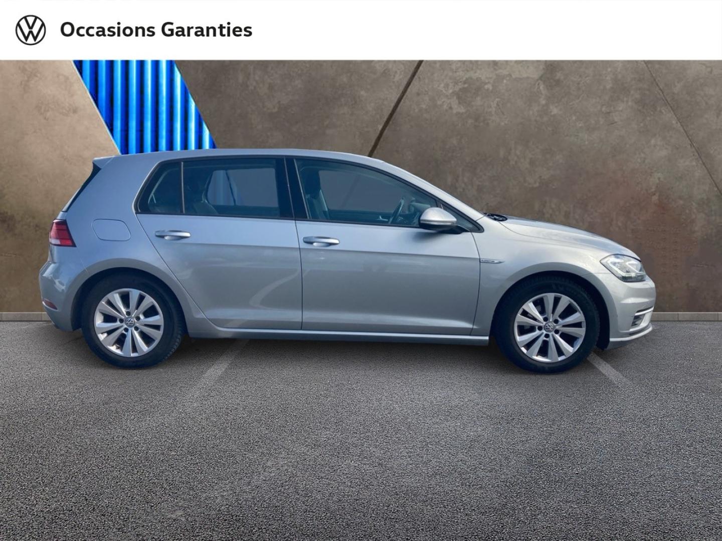 Voitures occasions VOLKSWAGEN GOLF Confortline Lens