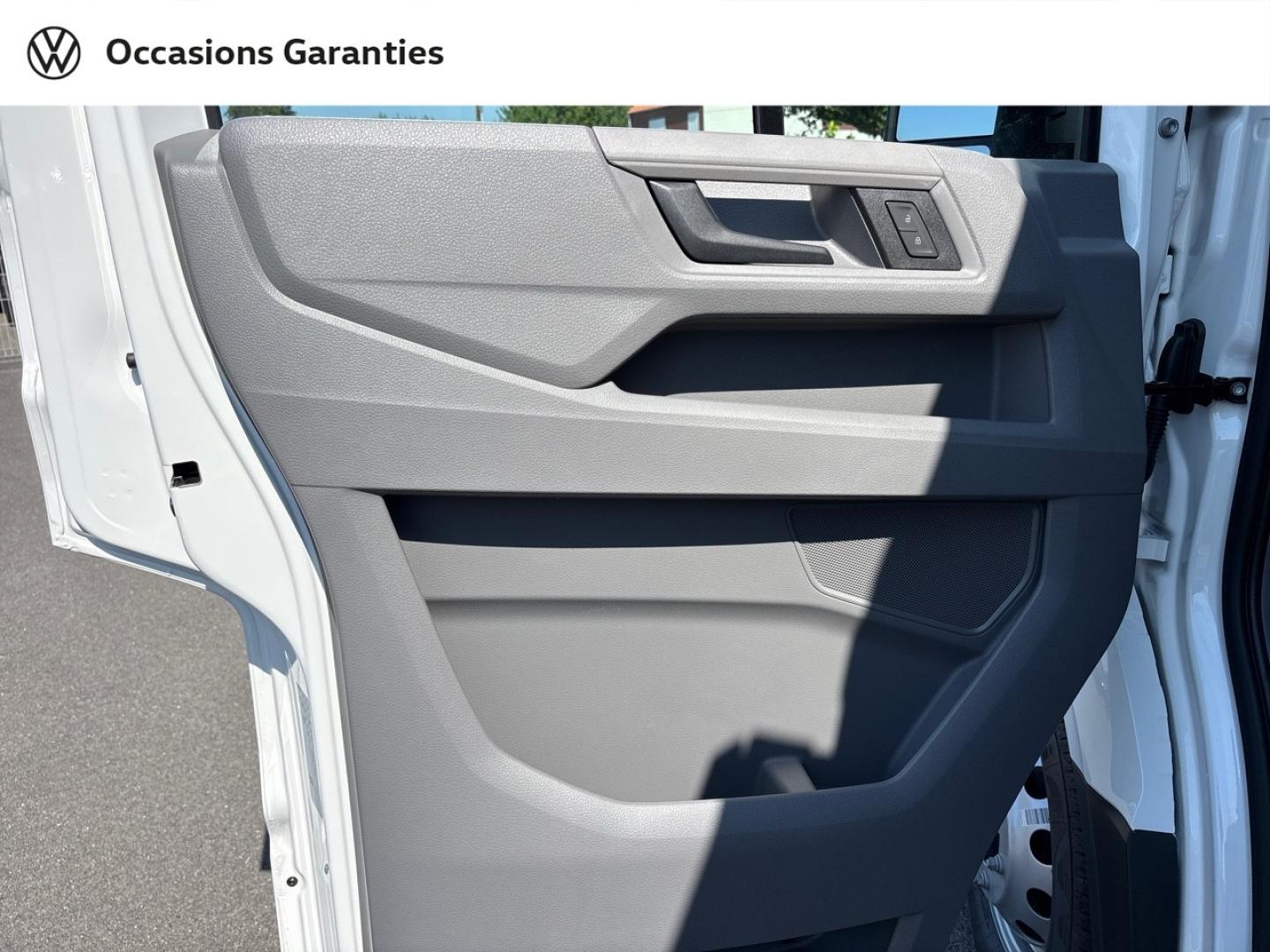 Voitures occasions VOLKSWAGEN UTILITAIRES Crafter Benne Business Bruay-la-Buissière