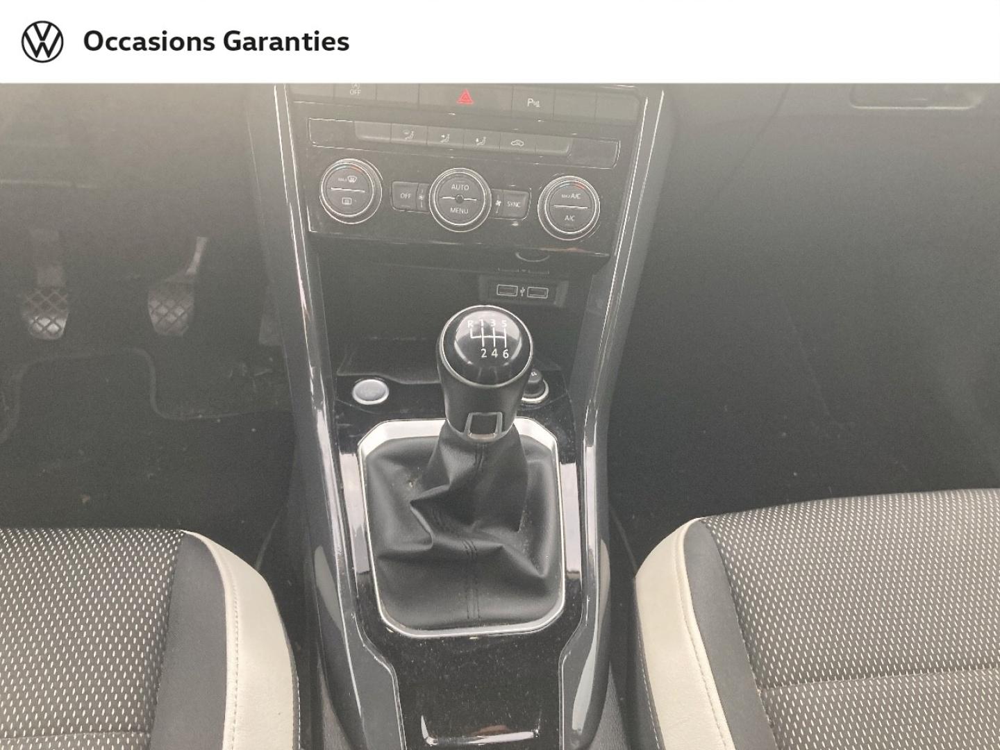 Voitures occasions VOLKSWAGEN T-ROC Carat Bruay-la-Buissière