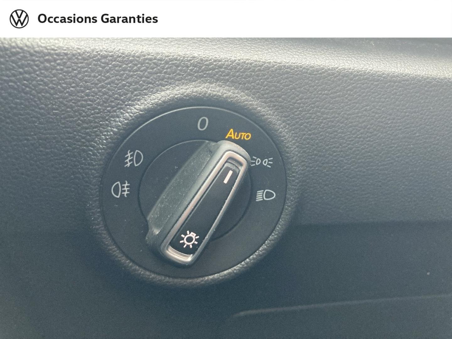 Voitures occasions VOLKSWAGEN T-ROC Carat Bruay-la-Buissière