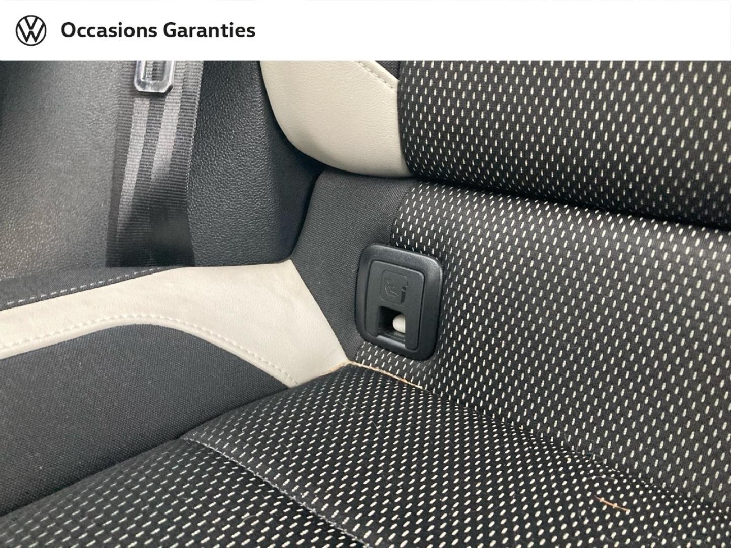 Voitures occasions VOLKSWAGEN T-ROC Carat Bruay-la-Buissière