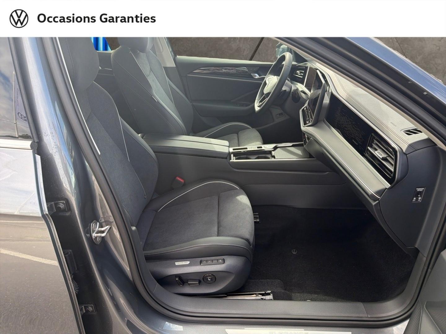 Voitures occasions VOLKSWAGEN Passat SW Elegance Bruay-la-Buissière