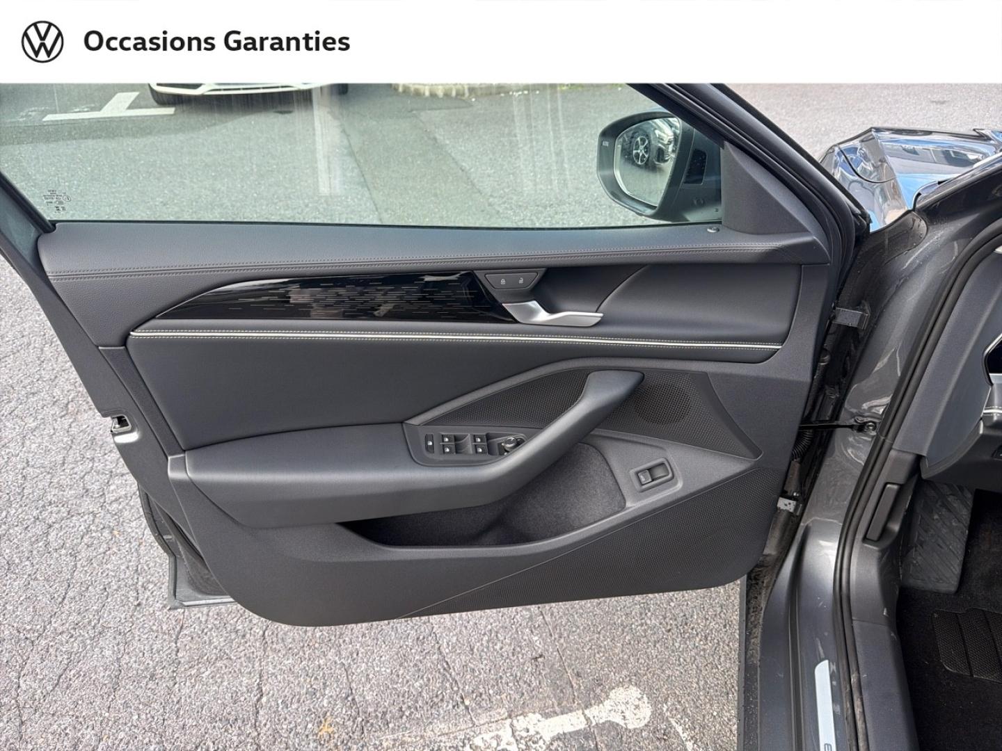 Voitures occasions VOLKSWAGEN Passat SW Elegance Bruay-la-Buissière