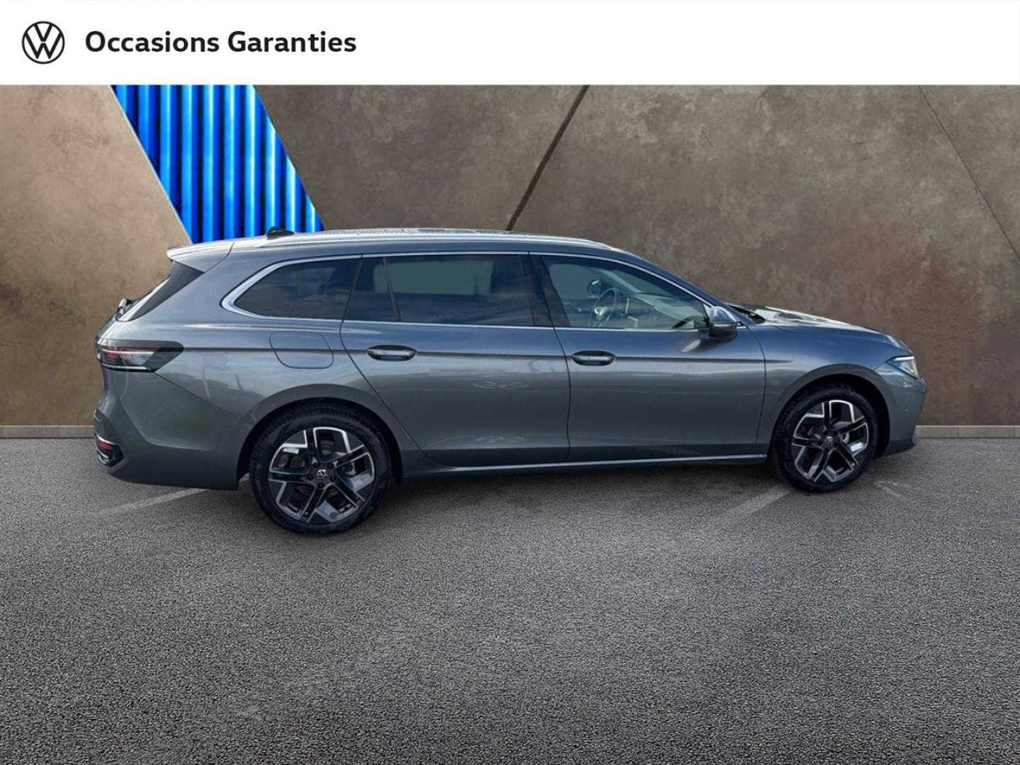 Voitures occasions VOLKSWAGEN Passat SW Elegance Bruay-la-Buissière
