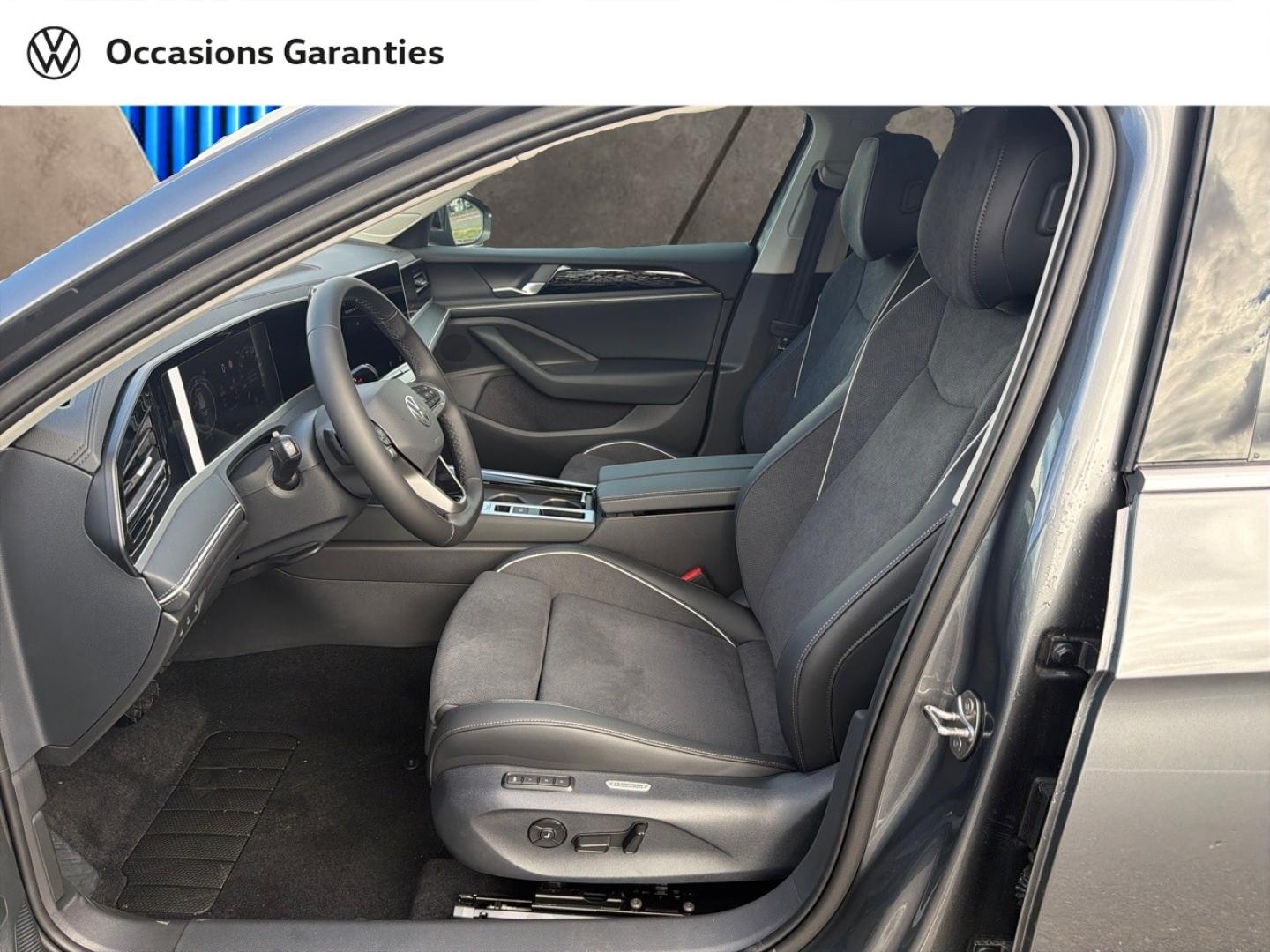 Voitures occasions VOLKSWAGEN Passat SW Elegance Bruay-la-Buissière