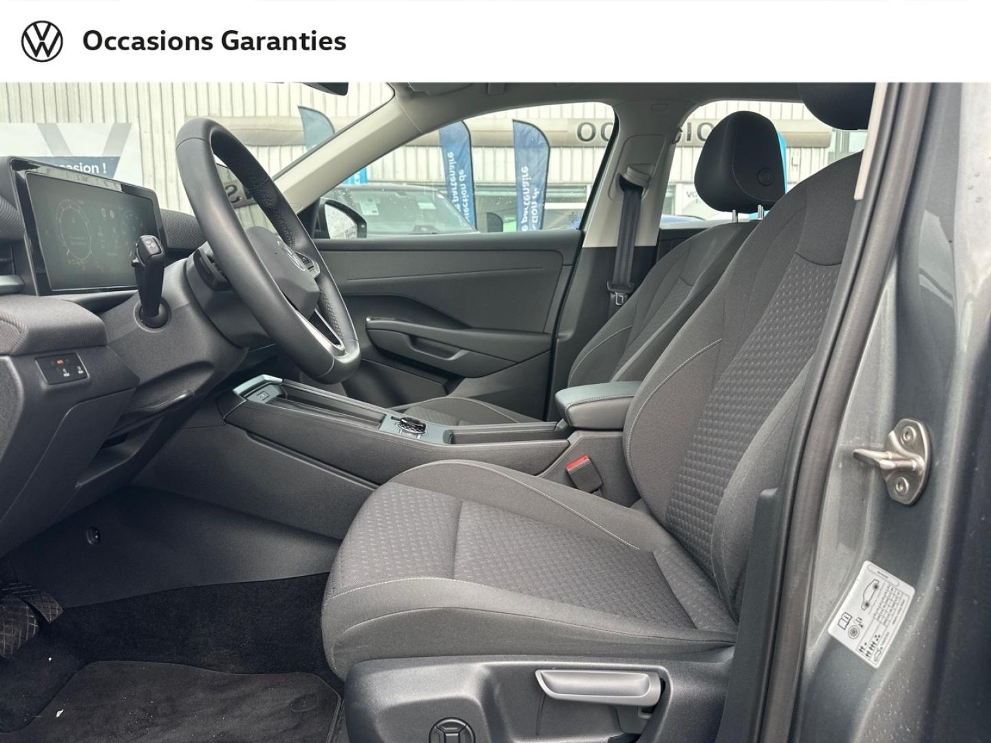 Voitures occasions VOLKSWAGEN T-ROC Life Bruay-la-Buissière